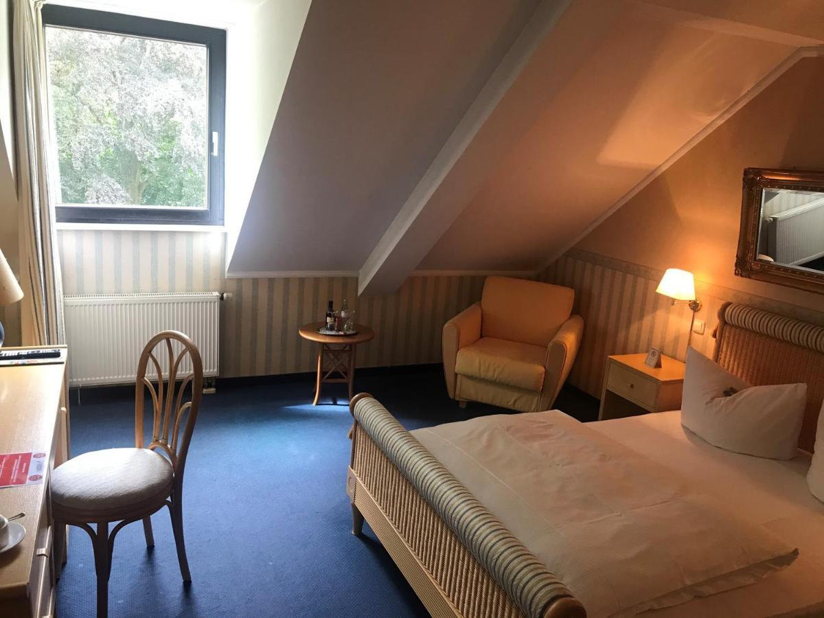 Burg Wegberg Hotel & Eventlocation Bagian luar foto